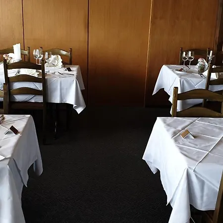 Baeren-krattigen 酒店 Krattigen