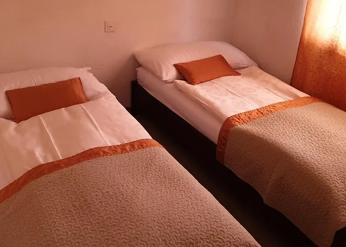 Baeren-krattigen Hotel *