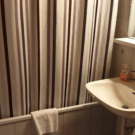 Baeren-krattigen * Krattigen